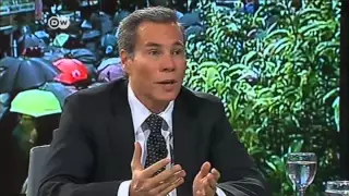 Justicia desestima denuncia de Nisman contra Cristina Fernández