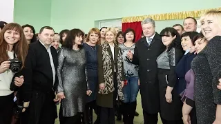 Президент Украины провел встречу с жителями Краснокутска