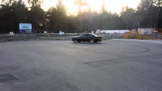 BMW e34 535i Donuts