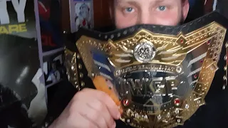 Unboxing: NJPW IWGP Heavyweight Championship V5 (eBay)