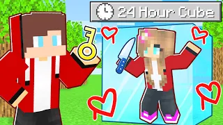 MAIZEN is Locking CRAZY FAN GIRL in a 24 HOUR CUBE in Minecraft! - Parody Story(JJ and Mikey TV)