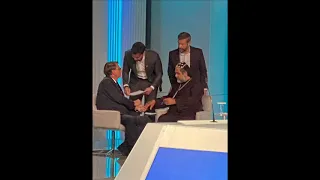 Bolsonaro nos bastidores acerta trabalho sujo feito pelo fake Padre Kelmon em 29.09.2022 na TV Globo