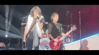 Foreigner live 2024 Hot Blooded