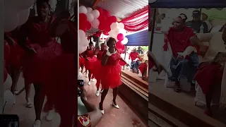 Grand flower girls entrance ( Ngone mwaitu)