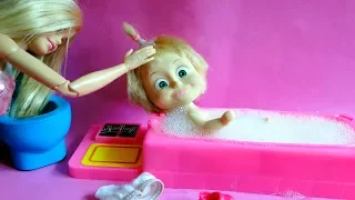 bajka Masza i Niedźwiedź po polsku Barbie kąpania w kąpieli