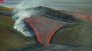 Lava Falls at new Eruption of Grindavik Volcano, Iceland (May 29, 2024)