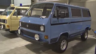 Volkswagen Transporter T3 Syncro Blue (1986) Exterior and Interior