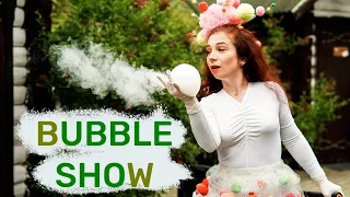 ШОУ МИЛЬНИХ БУЛЬБАШОК / ШОУ МЫЛЬНЫХ ПУЗЫРЕЙ на улице WELLA BUBBLE SHOW