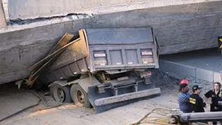 10 Extreme Dangerous Idiots Fastest Truck Fails Skill Heavy Equipment Biggest Machine Fails Working
