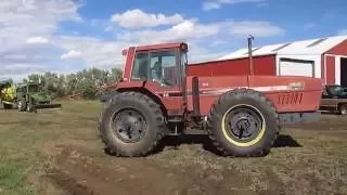 BT0621 International 6588 2+2 Tractor