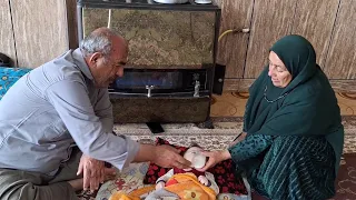 Grandma's disrespect to Fariba and grandfather who loves Fariba and his grandchildren