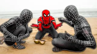 Battle On The Beach | Spiderman vs Double Venom