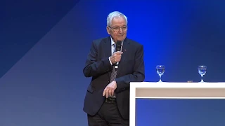 Prof. Dr. Klaus Töpfer beim 1. Ulmer ImpulsForum