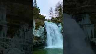 Gainer à 20m en eau glacée au Saut du Doubs 🥶