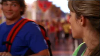 Smallville || Facade 4x03 (Clois) || Clark, Lois, & Chloe First Day of School [HD]