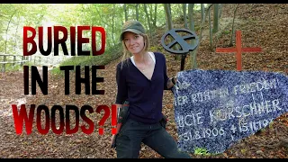 Found a grave on old paths🗡️​☠️​✝️​⚰️On a treasure hunt with the metal detector💎​​🕯️​