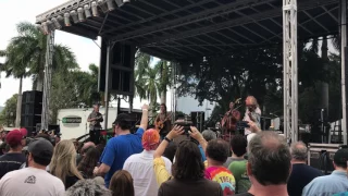 Railroad Earth  - Long Way to Go  1/15/17 Boca Raton