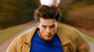 Clark Kent's Powers - Super Speed -- (Smallville - S2; E4-10)