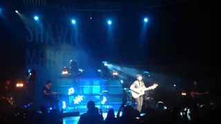 Shawn Mendes - Stitches in Edmonton