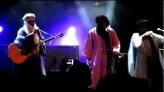 Tinariwen - Arawan (Live in Geneva 01.08.2012)