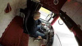 #71 Extreme V8 sound from Scania R500 with straight pipes