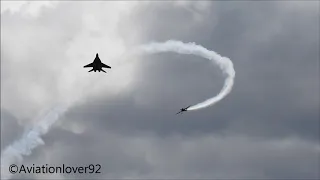 Mig-29 Fulcrum and Full Force Display (with flares)