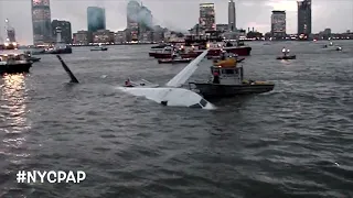 Sully Sullenberger's US airways FLIGHT 1549 RAW FOOTAGE miracle on the Hudson aftermath  jan15,2009