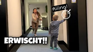 Lio spielt heimlich Klingel-Mäuschen im Hotel !!! 😨😅| Bibi