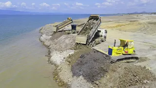 Update Amazing Operators! Bulldozer And Dump Trucks Working To Building Wonderful Beach,