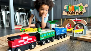 Chill Wooden Train Tracks | Building with BRIO Deluxe Railway Set