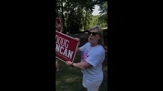 Jean Duncan campaigns for Doug Duncan