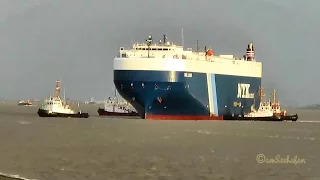 RoRo car carrier RIGEL LEADER  3FBT6 IMO 9604940 Emden 4 tugs timelapse