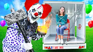 Un CLOWN TUEUR a KIDNAPPÉ ma COPINE !