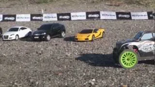 HPI Mini Recon jumps over Lamborghini, Audi TT, BMW X6 and Lexus