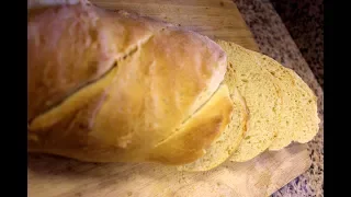 Домашний хлеб в печи на дровах
