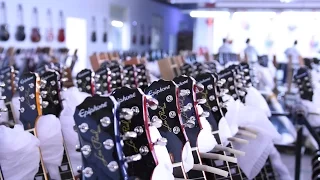 Epiphone Factory Tour in China [English Subtitles] - presented by Digimart