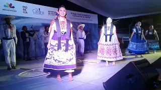 Danza de las Mariposas Alegres