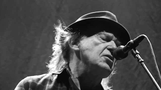 OVER AND OVER Neil Young & POTR live@Ziggodome 10-7-19 Amsterdam