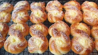 If you have flour, milk and 2 eggs! prepare these fluffy brioches! delicious and very easy!