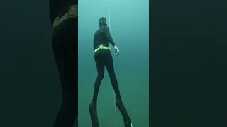 Freediving ความลึก 20 เมตร กับอายุ 63+ ก็ไม่แย่นะ🧜‍♀️🫰🧜‍♀️