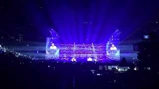 Paul McCartney - "Hey Jude" at Little Caesars Arena in Detroit - 10.2.17