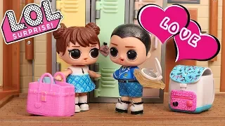 😍 LOL Surprise Dolls Fall in Love Stop Motion Cartoon 💘