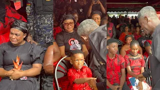 Agya koo put smiles on the faces of late John KUMAH children as wife weep bitterly at state burial 😭