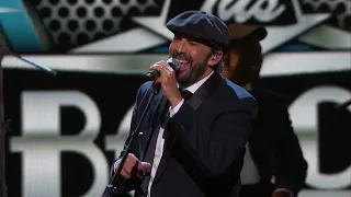 Juan Luis Guerra 4 40   Tus Besos Live From Premios Lo Nuestro   2015 Full HD