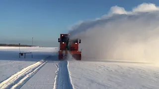 Новинка: фрезерно-роторный снегоочиститель ЭД660АК