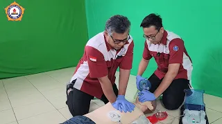 Bantuan Hidup Dasar dengan AED (Automated External Defibrillator)