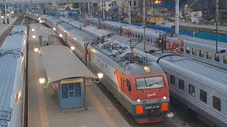 ЭП1М-478 с поездом №49 Кисловодск - Санкт-Петербург прибывает на станцию Ростов-Главный