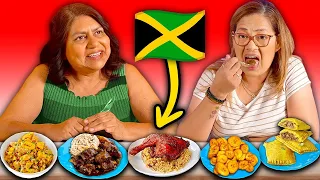 Mexican Moms Try Jamaican Food for the First Time (Ackee & Saltfish, Black Cake)