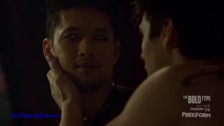 Shadowhunters 2x18 ~ Magnus and Alec make Out. Jonathan kills a guard