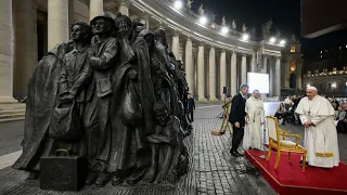 Papa Francisco ora por los migrantes y refugiados (19 de octubre de 2023)